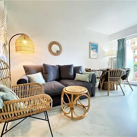 Victoria Palace - 2 Pieces - Piscine - Parking Appartement *