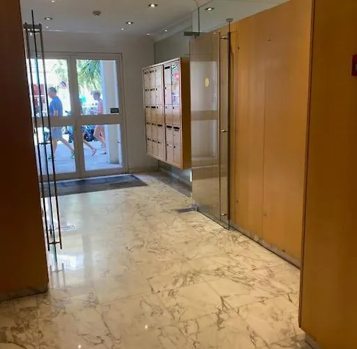 Victoria Palace - 2 Pieces - Piscine - Parking