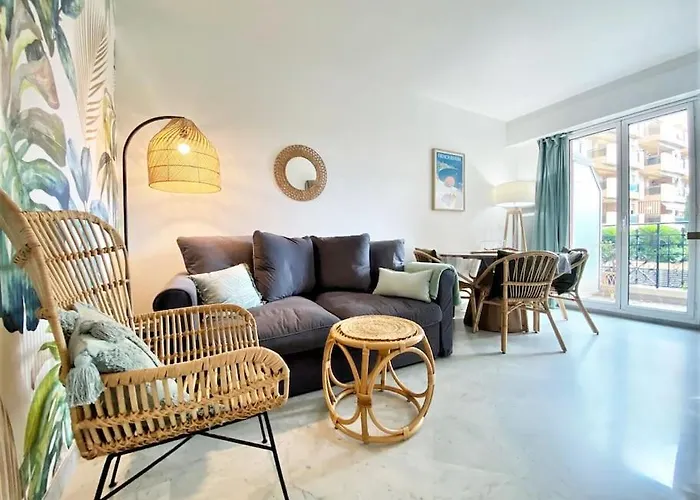 Victoria Palace - 2 Pieces - Piscine - Parking Apartment *