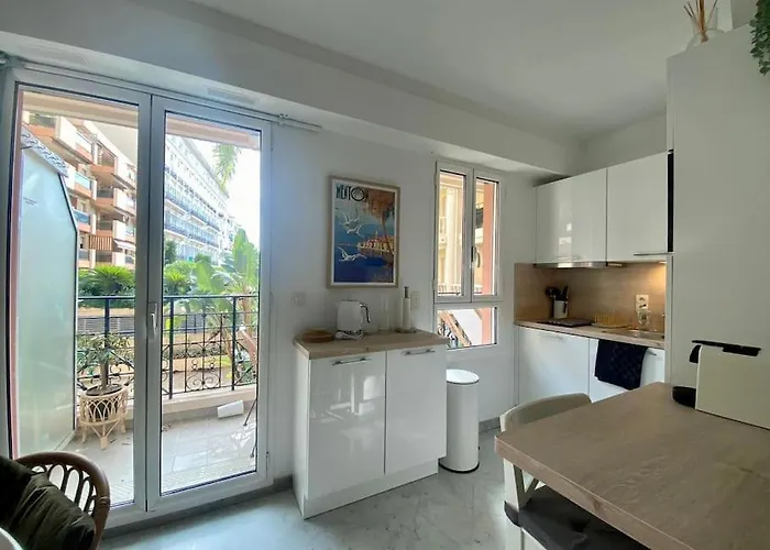 Victoria Palace - 2 Pieces - Piscine - Parking Menton